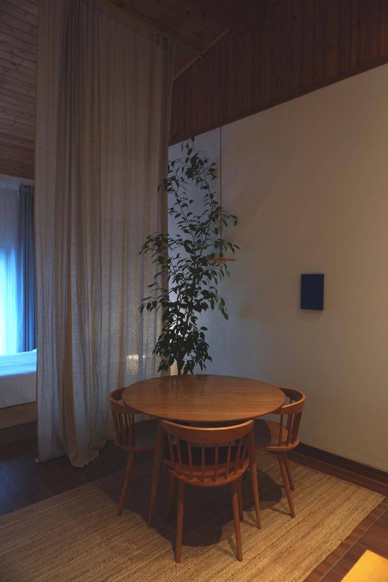 At Corner Resort & Garden Jeju Exterior foto